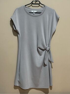 Cable & Gauge Light Gray Knot-Side Mini Dress